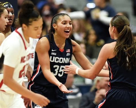 Azzi Fudd Participates In Pregame Warm Ups For Uconn Womens Basketball