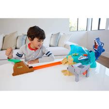 Hot Wheels City Shark Beach Battle Playset Review Price Compare