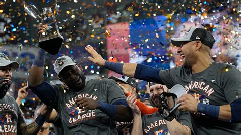 Former Cuban Stars Want to Play in World Baseball Classic - The New