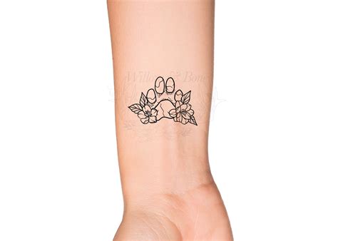 Grandma Memorial Tattoos: Unique Symbols And Quotes For Lasting Memories 6