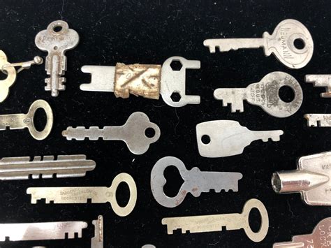 SKELETON KEYS - Schmalz Auctions