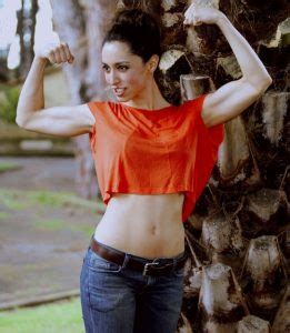 Hot Oona Chaplin Photos ThBlog