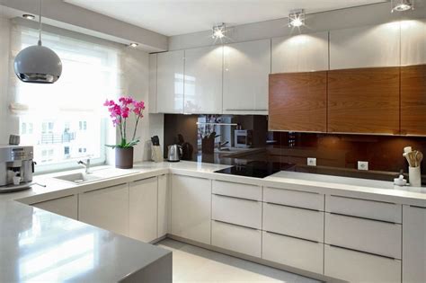 30 ярких идей и впечатляющих примеров современного освещения кухни