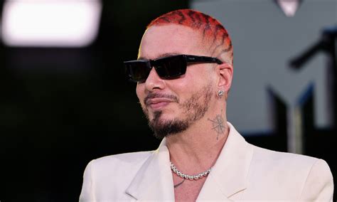 J Balvin Launches Bilingual Mental Health App ‘oye Udiscover