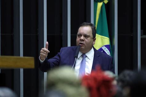 Elmar Nascimento Ganha Apoios Na Esquerda E Desponta Como Favorito Na