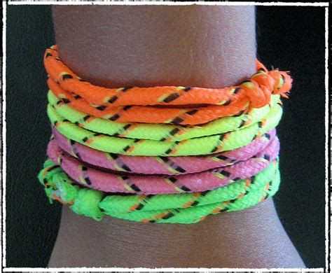 Want To Make Bracelets Using String 25 Ideas Here Bored Art