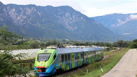 Trento Borgo Bassano Avanti Con Treni E Autobus Sostitutivi