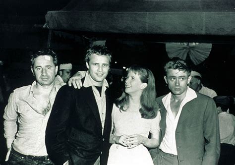 James Dean And Marlon Brando Affair Did The Actors Have Sandm Sex