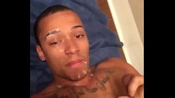 Gozando na própria cara XVIDEOS