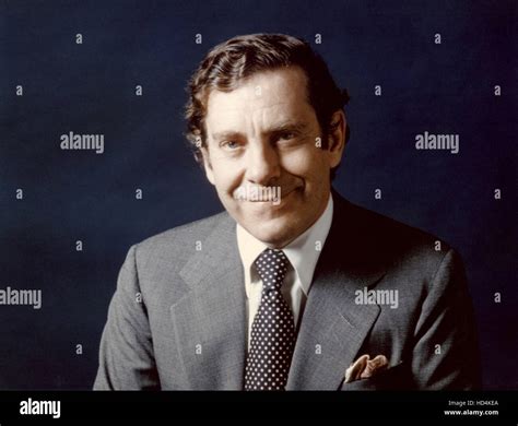 60 Minutes Morley Safer 1968 ©cbscourtesy Everett Collection Stock