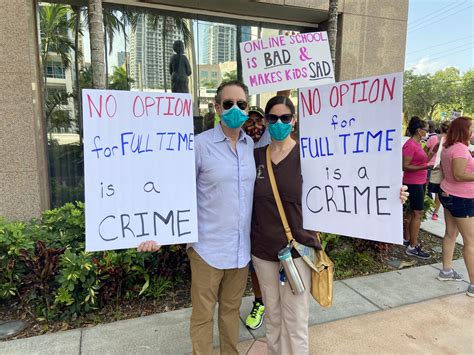 Some Broward Parents Want Students To Return To School Full Time — And