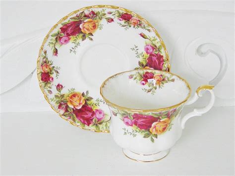 Vintage China Old Country Roses Teacup And By Grandantiquedecor