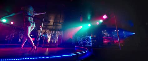 Bel Powley Nude Pics Page 1