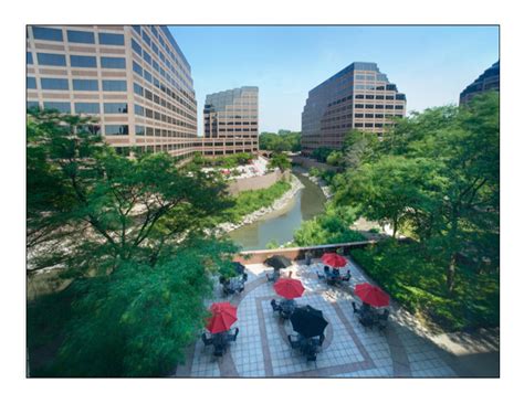 Chicago Marriott Suites O'Hare | Stay near the O'Hare Airport
