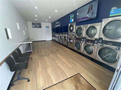 Pumair Laundromat - Parkinson - Andrew Barton Laundry Systems