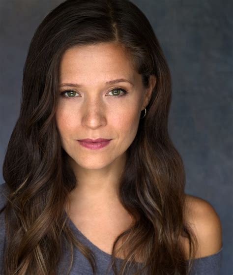 9 Hot Sexy Chelle Ramos Bikini Pics