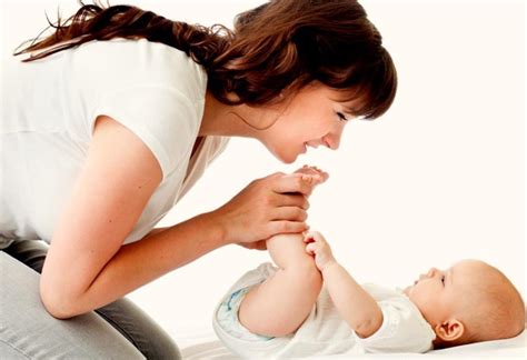 Newborn Care Practical Advice On Caring For A Baby In Its First Days
