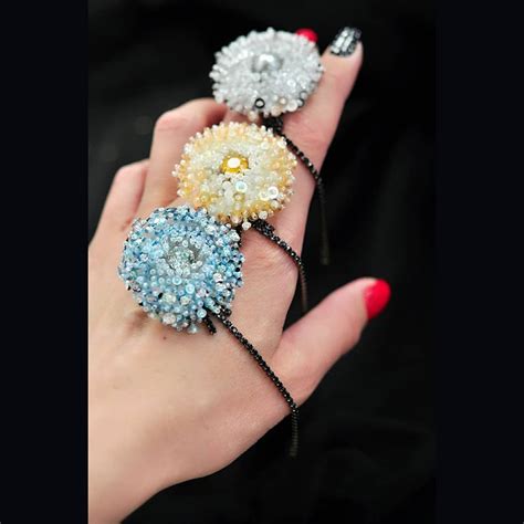 Сезон одуванчиков в самом разгаре, пройти мимо этой красоты невозможно ...