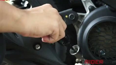 Periksa Kondisi Oli Mesin Honda BeAT Tanpa Perlu Ke Bengkel Sudah Tahu