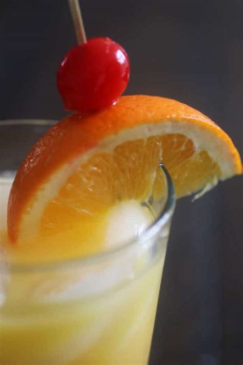 Sex On The Beach Traditional American Cocktail Flavors