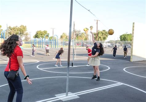 Photos First Day Of School At Martin Van Buren Elementary In Indio