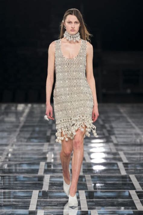 Trend Report Flapper Era Fashion