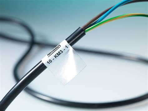 Hochwertige Kabeletiketten | Neuhaus AG | Neuhaus AG