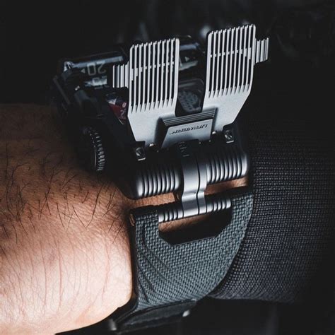Назад в будущее: часы Urwerk | Mercury