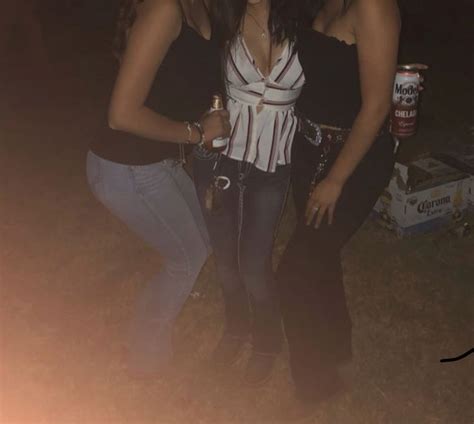 Pin On Style Outfits Really Pretty Anything Latina Fashion Outfits Cowgirl Outfits Outfit