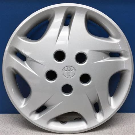 Find 01 02 03 Toyota Sienna 61112 15 Hubcap Wheel Cover Hub Cap