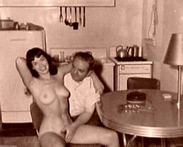 Very Sexy Vintage Babes Bill S Kitchen Saturday Porn Pic
