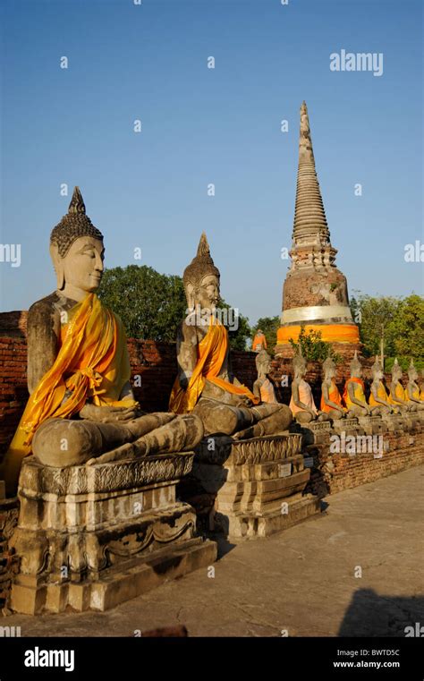 Wat Yai Chai Mongkhon Ayutthaya Stock Photo Alamy