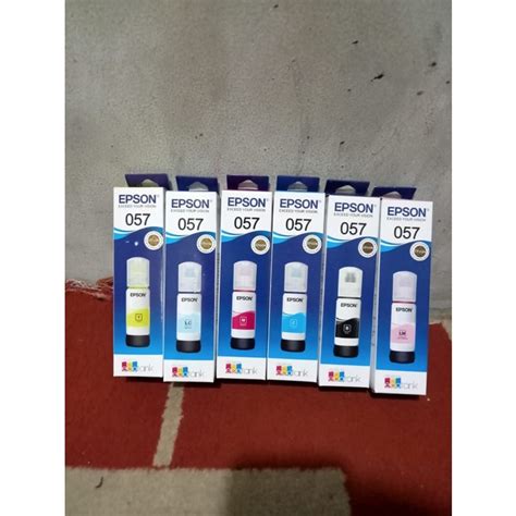 Jual Tinta Epson 057 Original For Printer L8050 L18050 Hitam Shopee