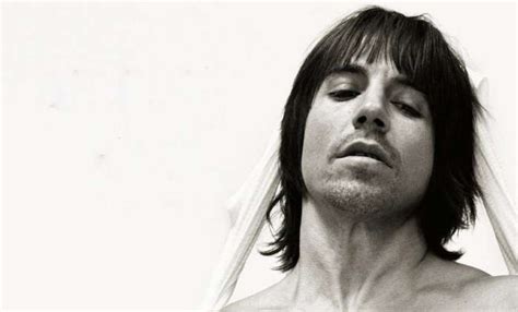 Scar Tissue Zpěvák Red Hot Chili Peppers dostane film Fandíme Filmu