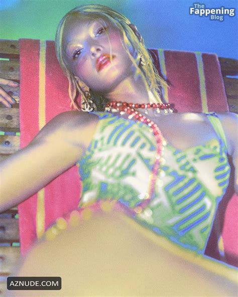 GRACE ELIZABETH Nude AZNude