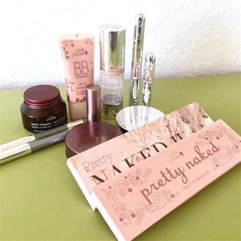 Fruit Pigmented Pretty Naked Palette 100 PURE