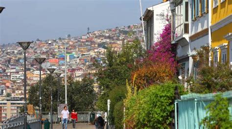 Chile: Beaches in Valparaíso Region, Near Santiago - Tiplr