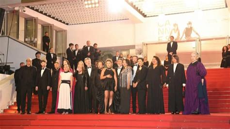 aturan ketat dress code festival film cannes   tetap dilanggar