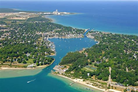 charlevoix harbor  charlevoix mi united states harbor reviews
