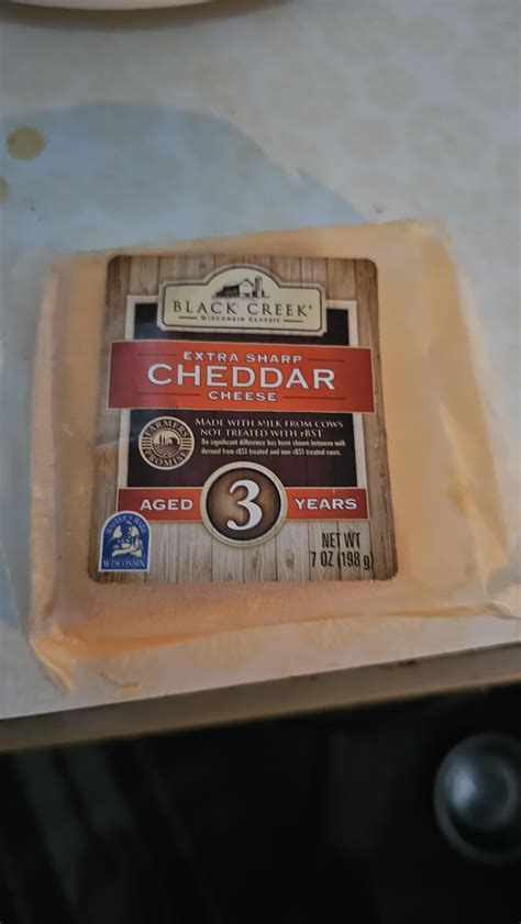 3 year aged cheddar that is at least 2 years older...is it safe? : r/Cheese