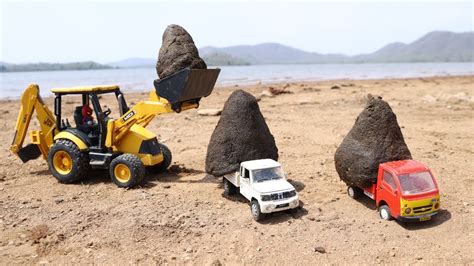 JCB Loading Cow Potty Tractor Tata Ace Truck Accident Pit Pulling Out