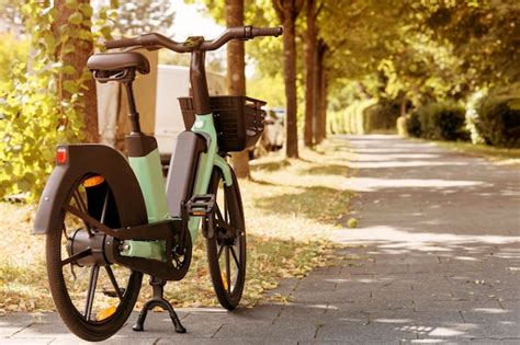 Bike rent e bicicleta en street park servicio de bicicletas eléctricas