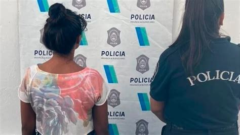 Detuvieron A Una Mujer Acusada De Golpear A Su Hija De 7 Años Con Un