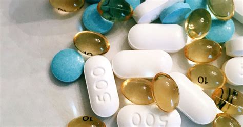 Older Americans are hooked on vitamins despite scarce evidence they ...