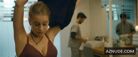 ELISABET CASANOVAS Nude AZNude