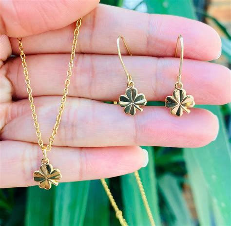 gold plated  leaf clover necklace earrings set lucky clover