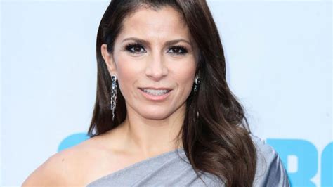 Alessandra Rosaldo Presume Su Figura En Sensual Bikini Rojo