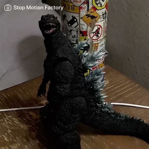 Godzilla Final Wars2004 Gojira Roar Walking Stopmotion Sh