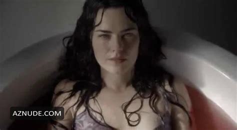 A FLORESTA QUE SE MOVE NUDE SCENES AZNude