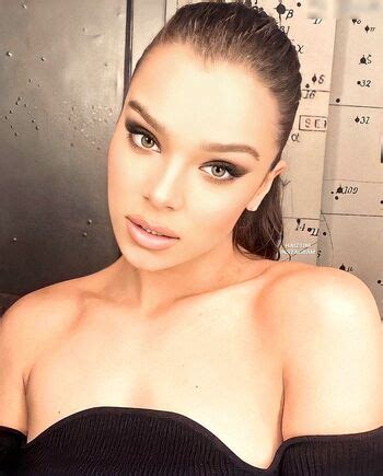 Hailee Steinfeld Haileesteinfeld Nude OnlyFans Page The Fappening Plus